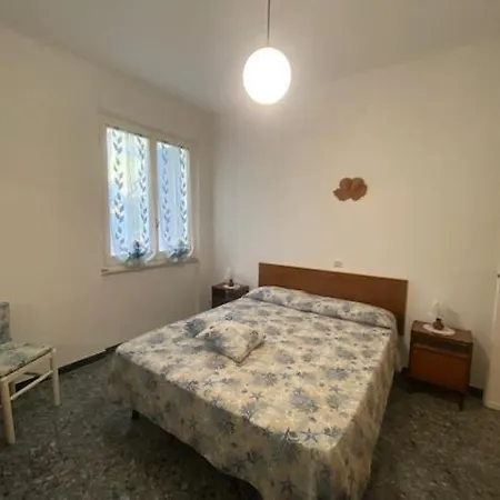 Tra Il E L'azzurro *